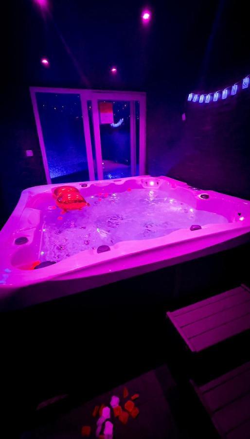 Appart Avec Jacuzzi, Et Terrasse Marsilya Dış mekan fotoğraf